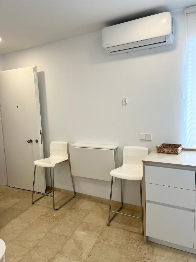 2 Jj E Hijos Conil Sl Apartamento *